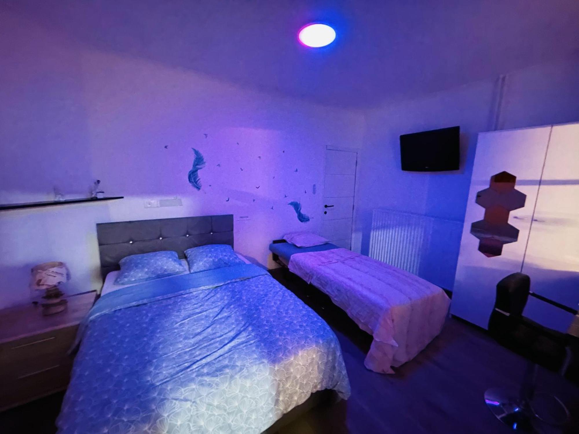 Cozy&Calm Room With Ensuite Heers Екстериор снимка