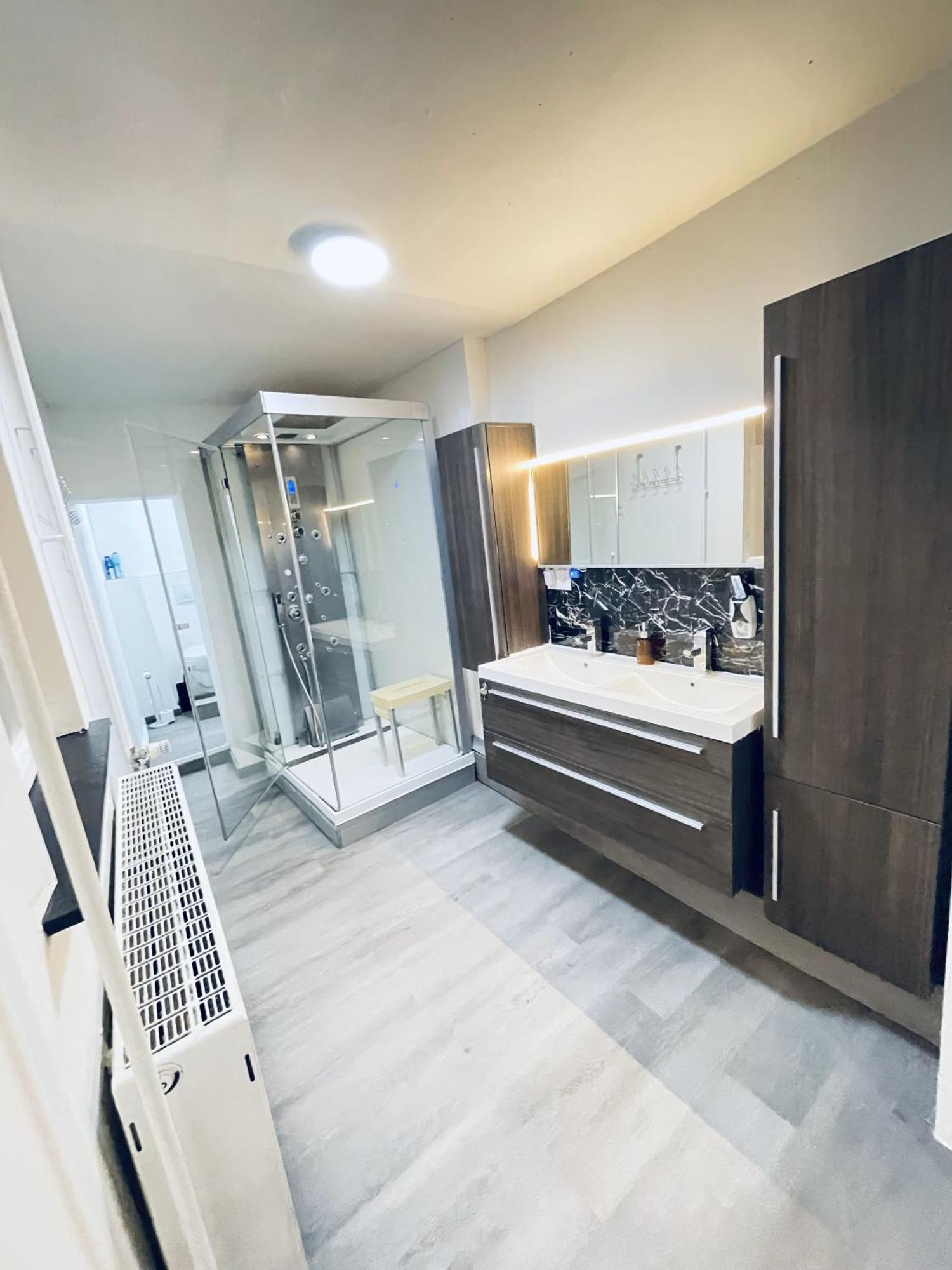 Cozy&Calm Room With Ensuite Heers Екстериор снимка